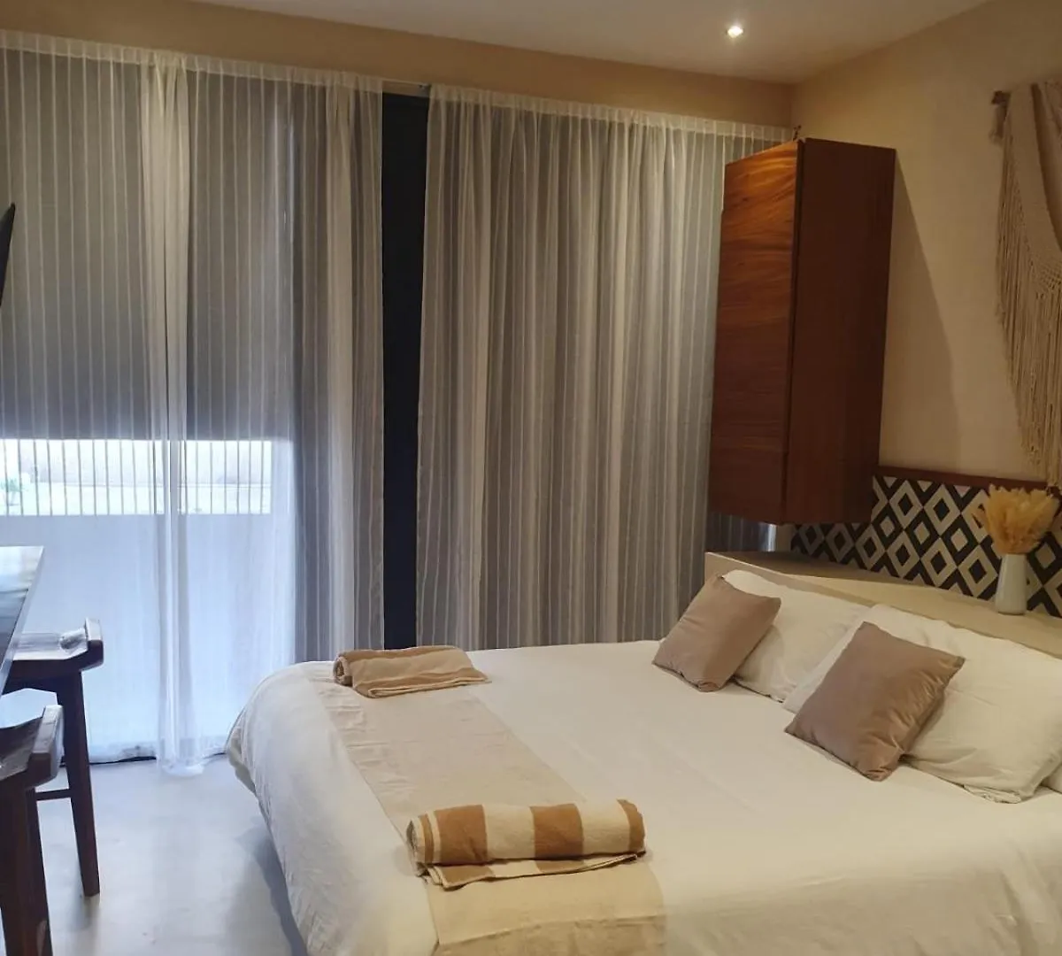 מלון דירות טולום Solemn Cabanas Villasenor